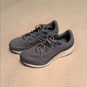 New Balance Men's Gray Athletic Shoes